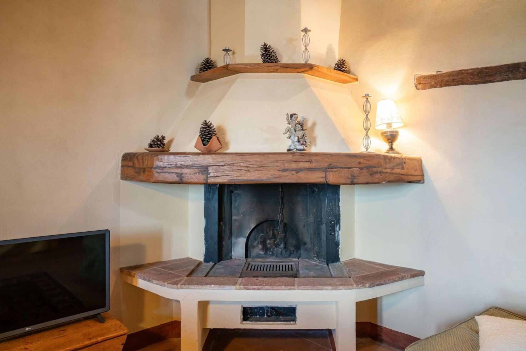 Montecastelli Pisano Borgo Cerbaiolaゲストハウス エクステリア 写真