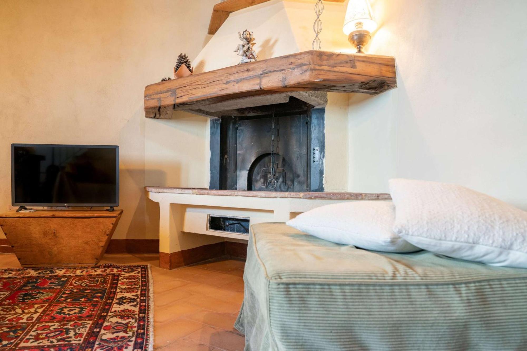 Montecastelli Pisano Borgo Cerbaiolaゲストハウス エクステリア 写真